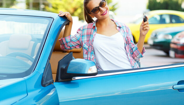 Advantages of Buying New and Used Cars