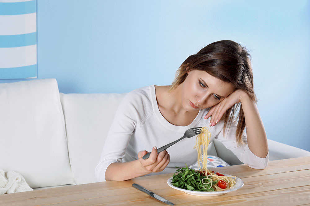 Common Types and Symptoms of Eating Disorders