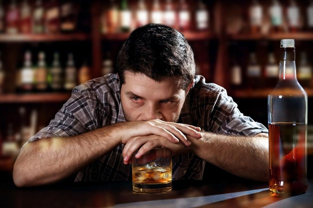 8 Trigger Foods for Migraines